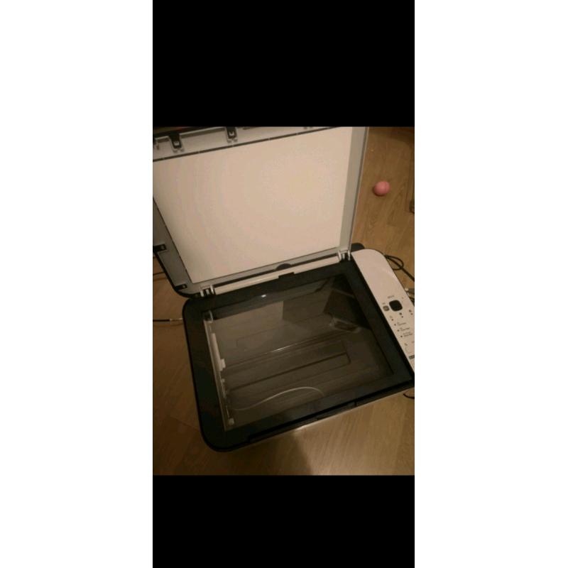 Canon PIXMA MP270 Inkjet Printer / Scanner