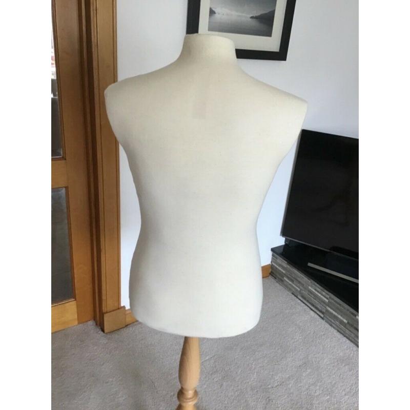 Large Male Mannequinn Torso