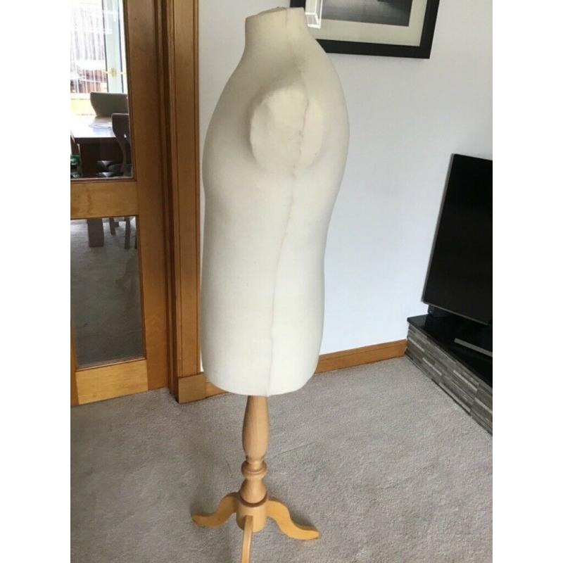 Large Male Mannequinn Torso