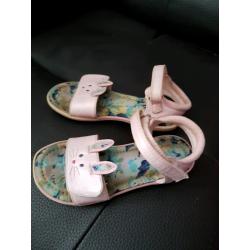 Girls bunny sandals size 10