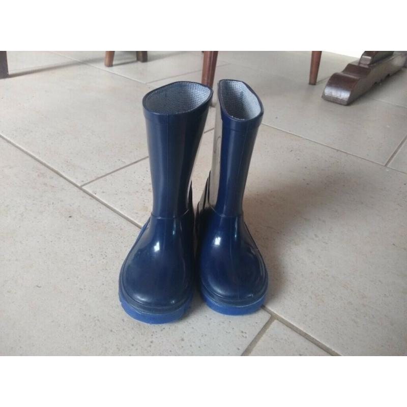 Kids wellies size UK 6/ EU 23