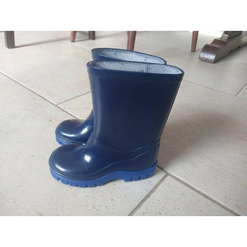 Kids wellies size UK 6/ EU 23