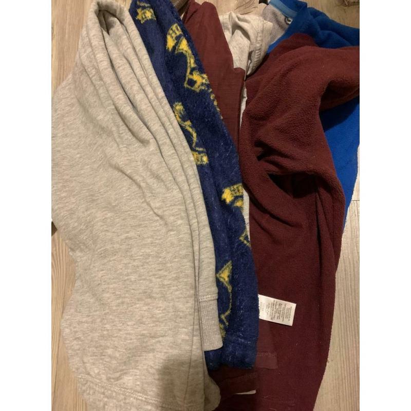 Kids clothes